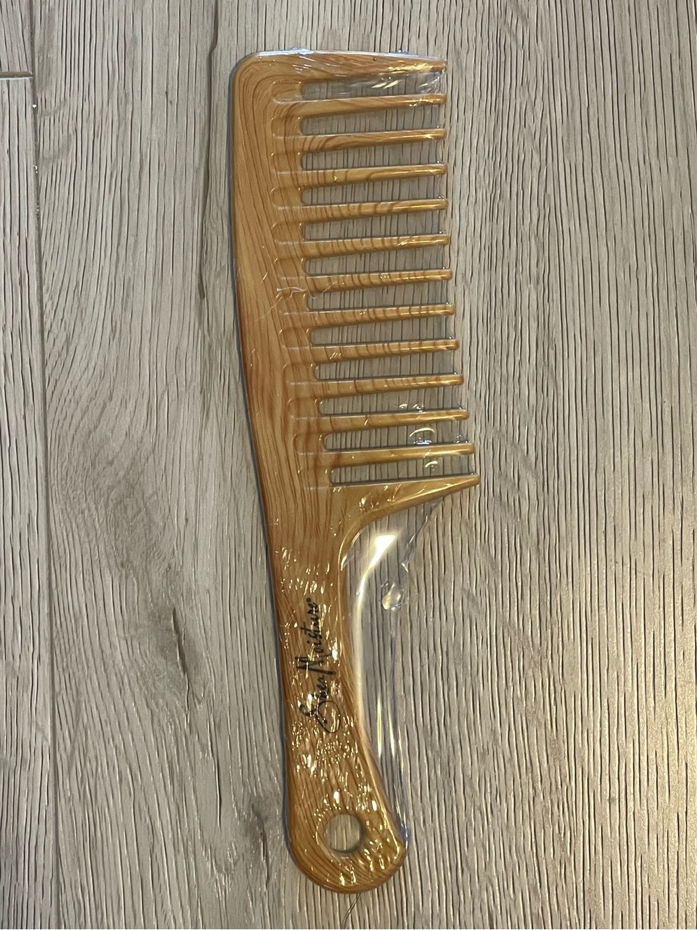Shea Moisture Wooden Wide-Tooth Comb